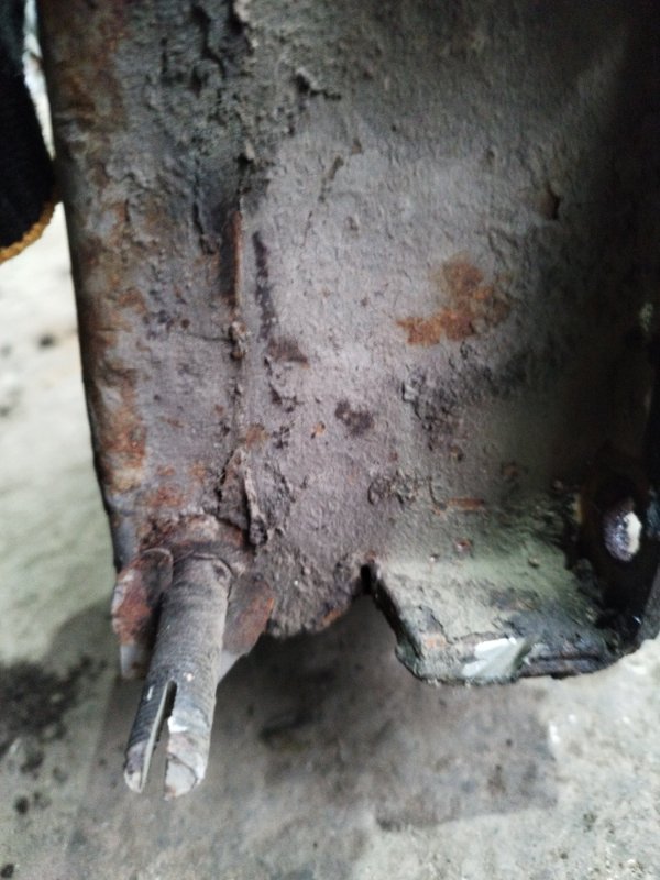 Балка продольная под ДВС лада 2105 21053