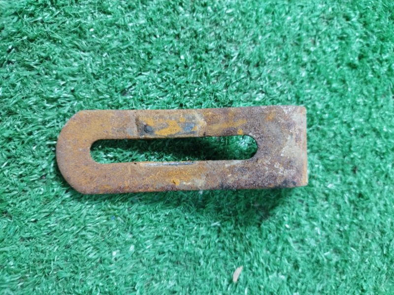 Кронштейн генератора лада 2105 21053