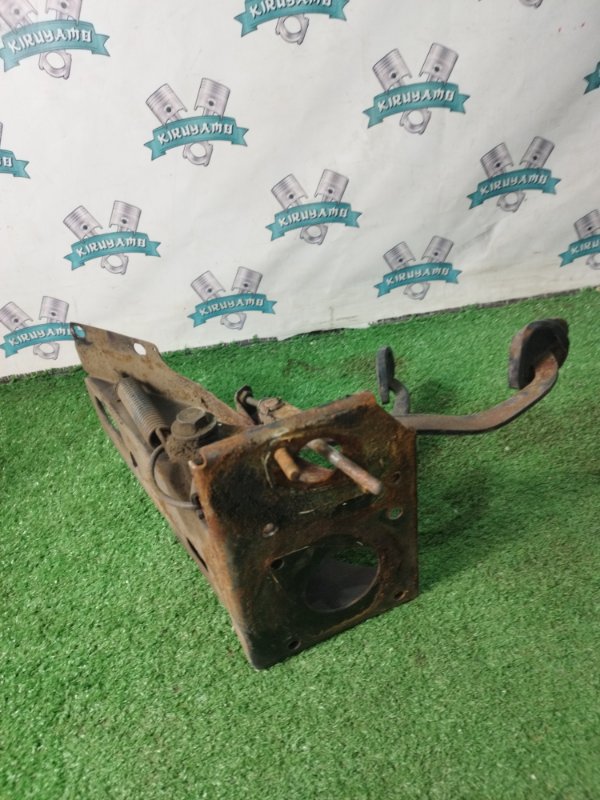 Блок педалей лада 2105 21053