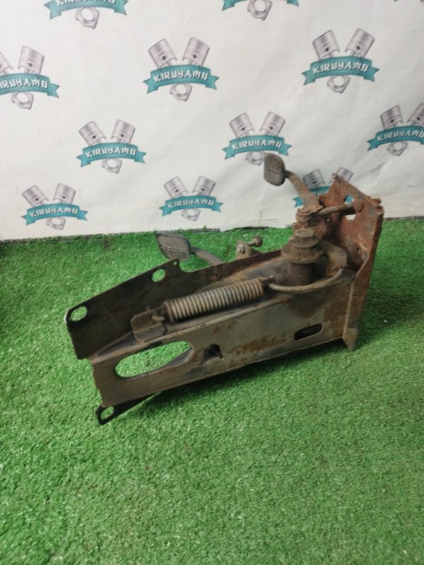 Блок педалей лада 2105 21053