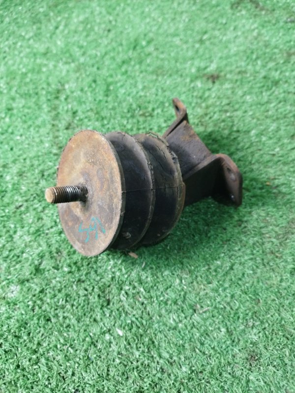 Подушка двигателя лада 2105 21053