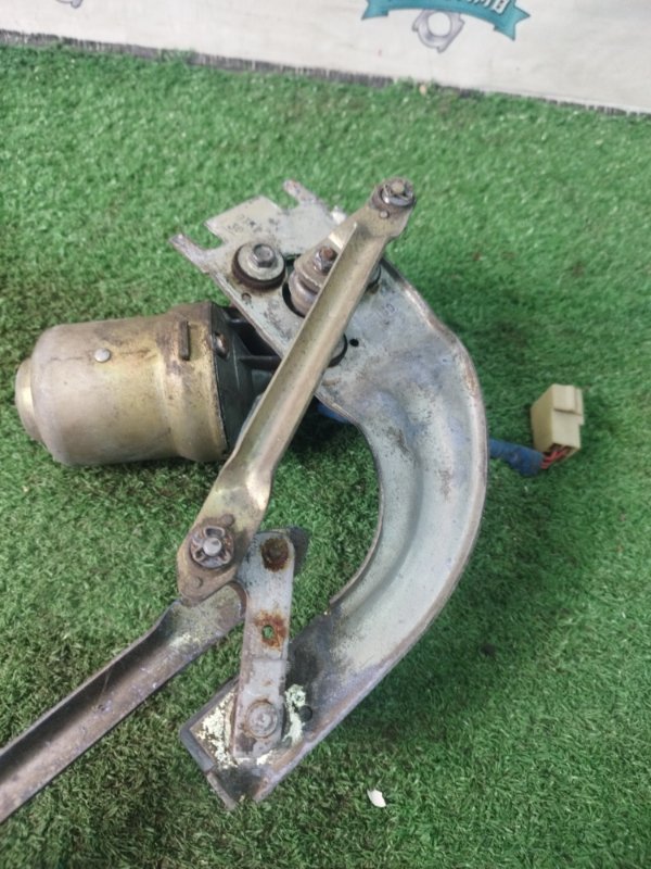 Трапеция дворников лада 2105 21053