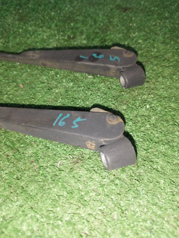 Щёткодержатель поводок лада 2105 21053