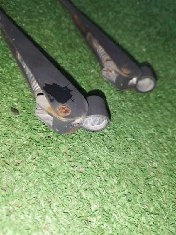 Щёткодержатель поводок лада 2105 21053