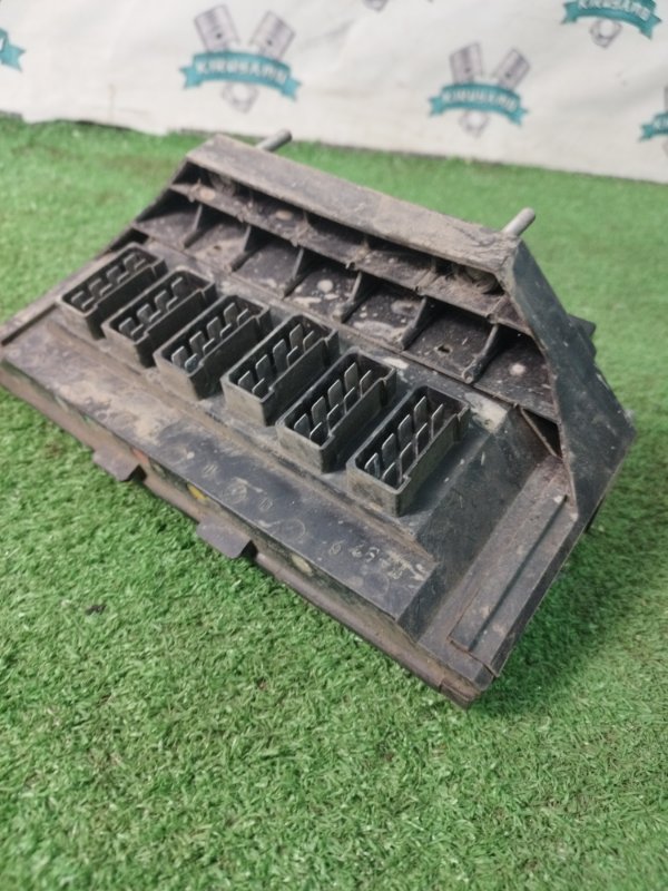 Блок предохранителей лада 2105 21053