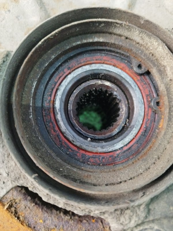 Кулак поворотный лада 21093 1994 2109