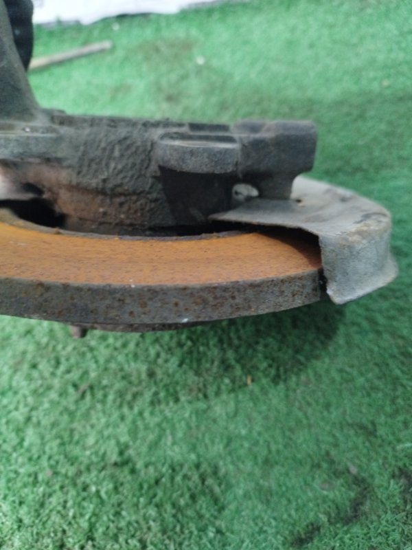 Кулак поворотный лада 21093 1994 2109