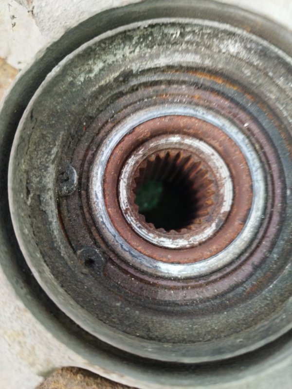 Кулак поворотный лада 21093 1994 2109