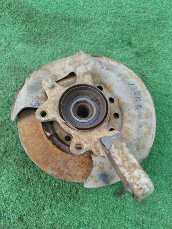 Кулак поворотный лада 21102 2002