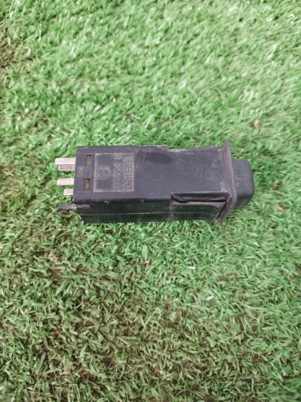 КНОПКА ОТОПИТЕЛЯ лада 2106 1996 21061