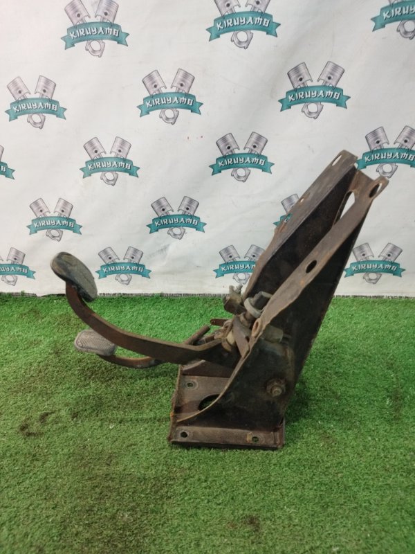 Блок педалей лада 2105 21053