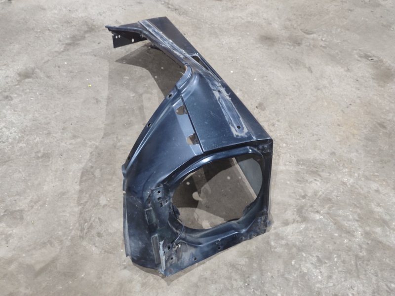 Крыло Mercedes-Benz G-Class