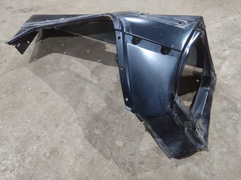 Крыло Mercedes-Benz G-Class