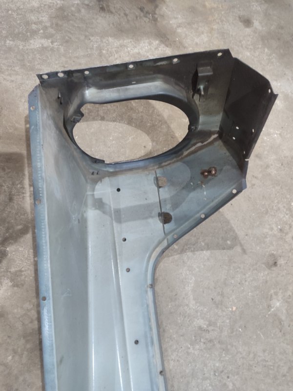 Крыло Mercedes-Benz G-Class