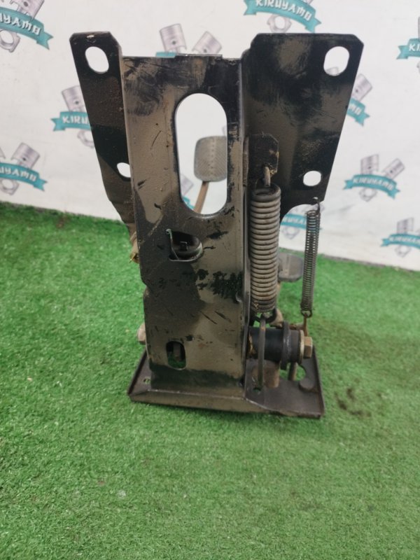 Блок педалей лада 2106 1996 21061