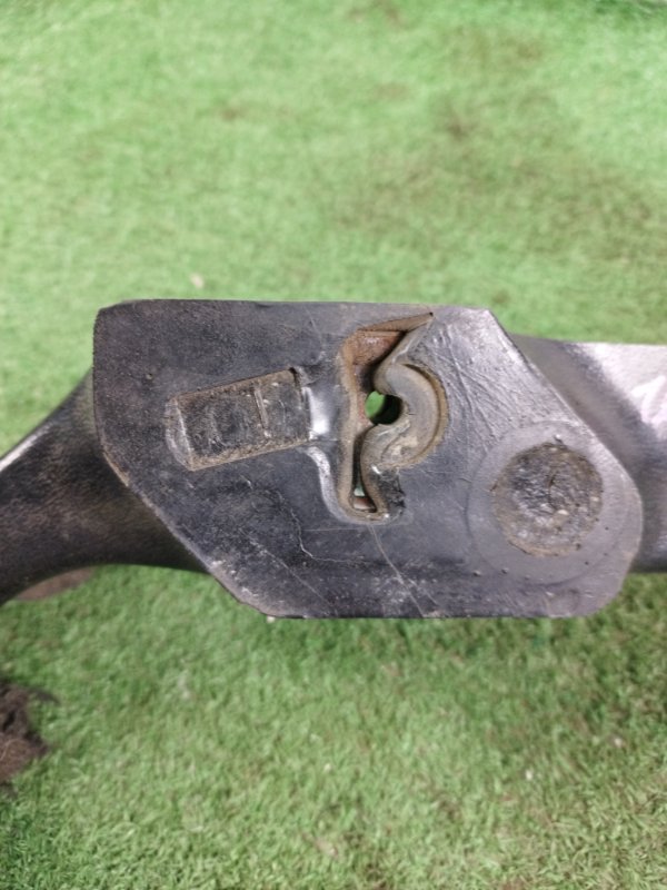 Ручка двери внутренняя лада 2105 21053