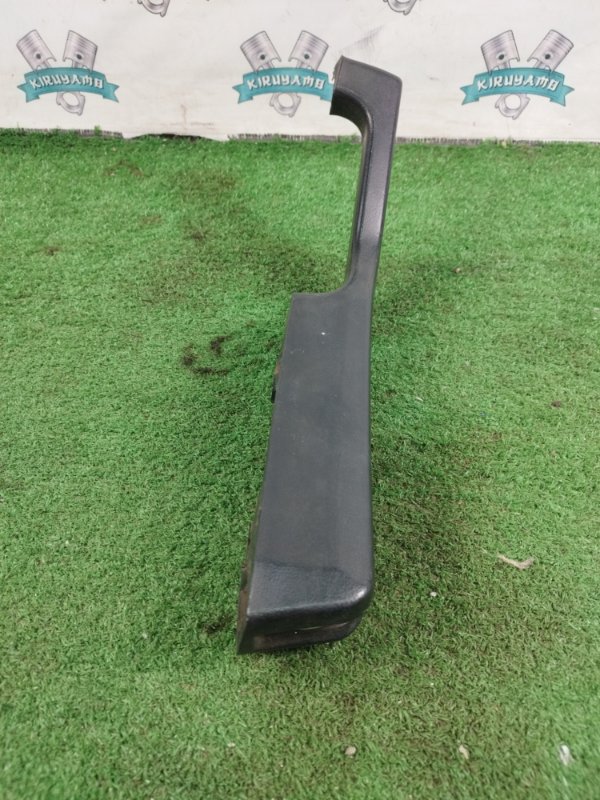 Ручка двери внутренняя лада 2105 21053