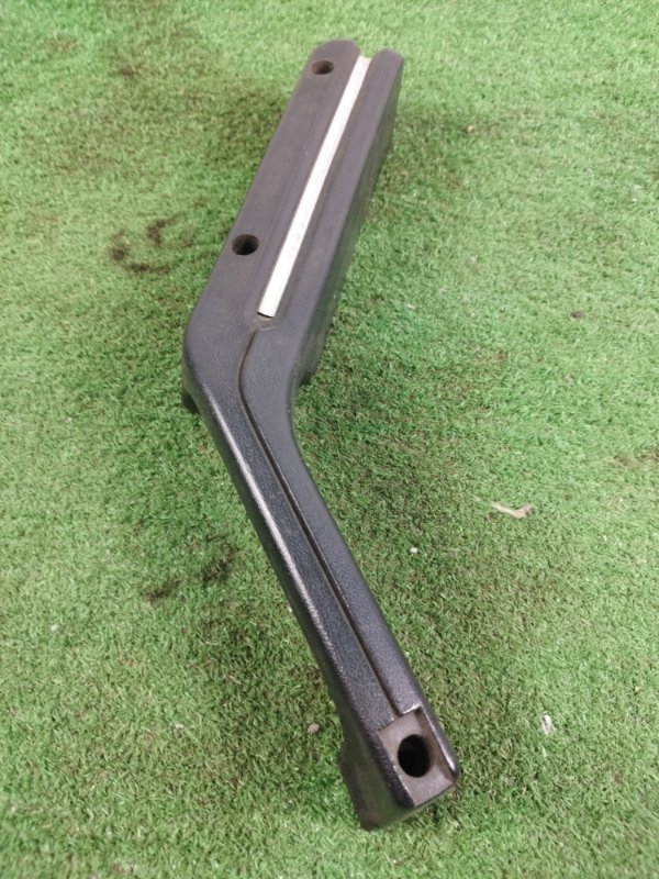 Ручка двери внутренняя лада 2105 21053