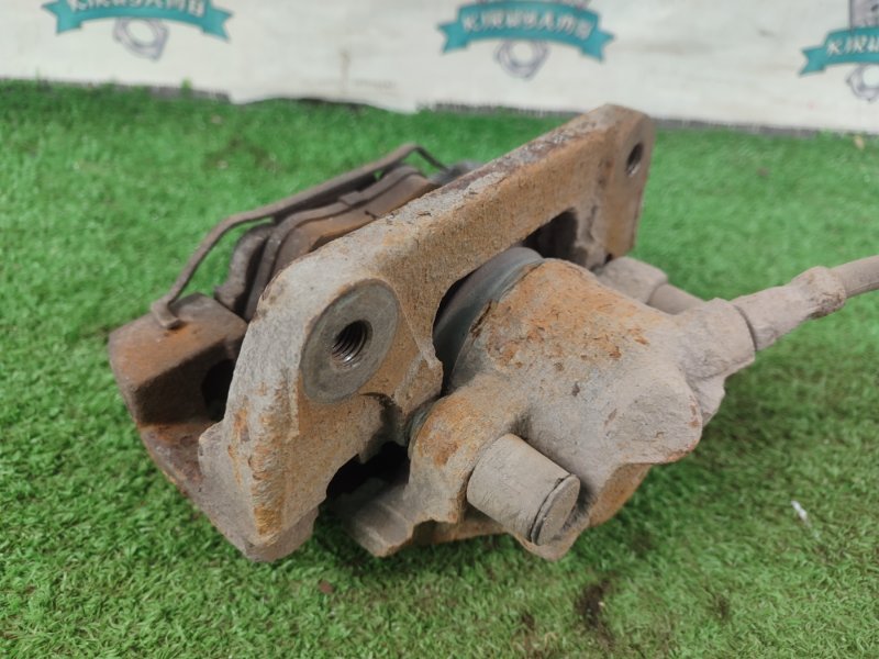 Суппорт тормозной BMW X3 2007 E83