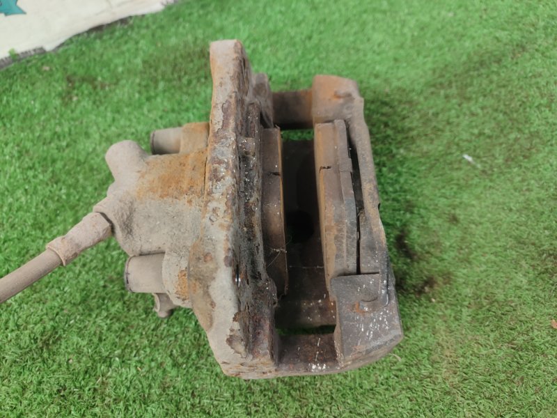 Суппорт тормозной BMW X3 2007 E83