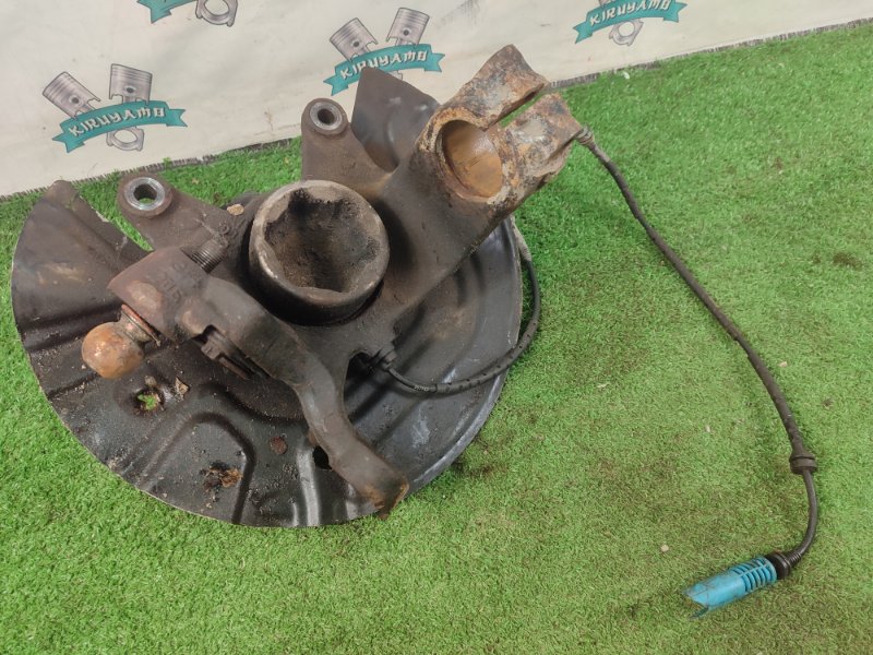 Кулак поворотный BMW X3 2007 E83