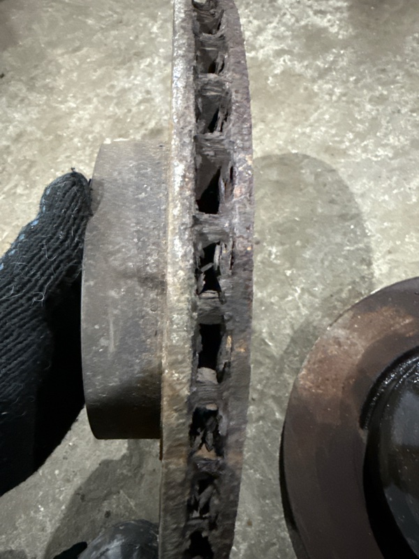 Диск тормозной BMW X3 2007 E83