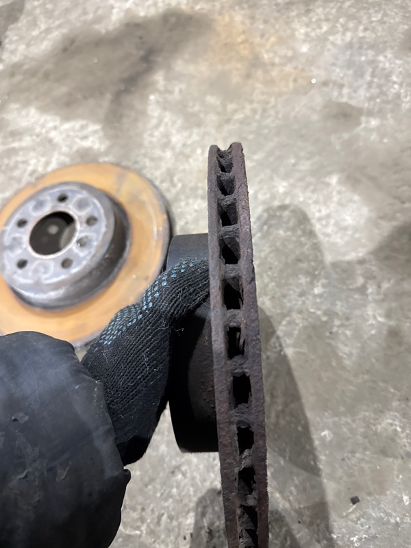 Диск тормозной BMW X3 2007 E83