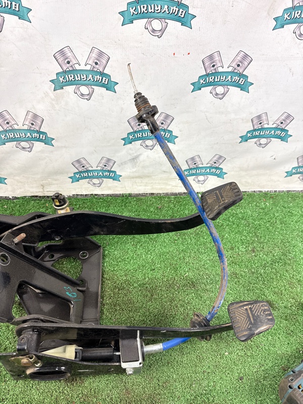 Блок педалей лада калина 2007 11193