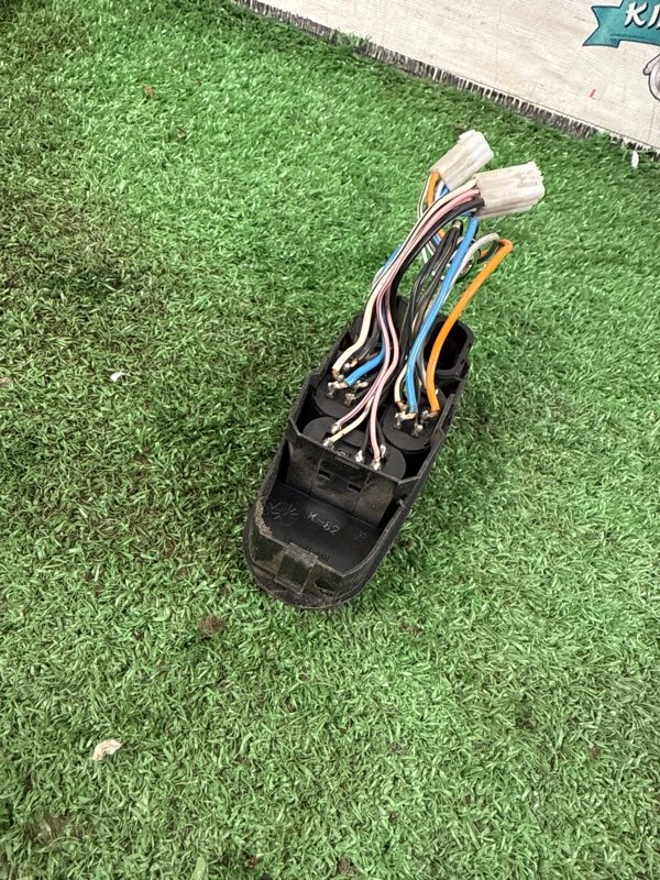 Блок управления стеклоподъемниками лада калина 2007 11193