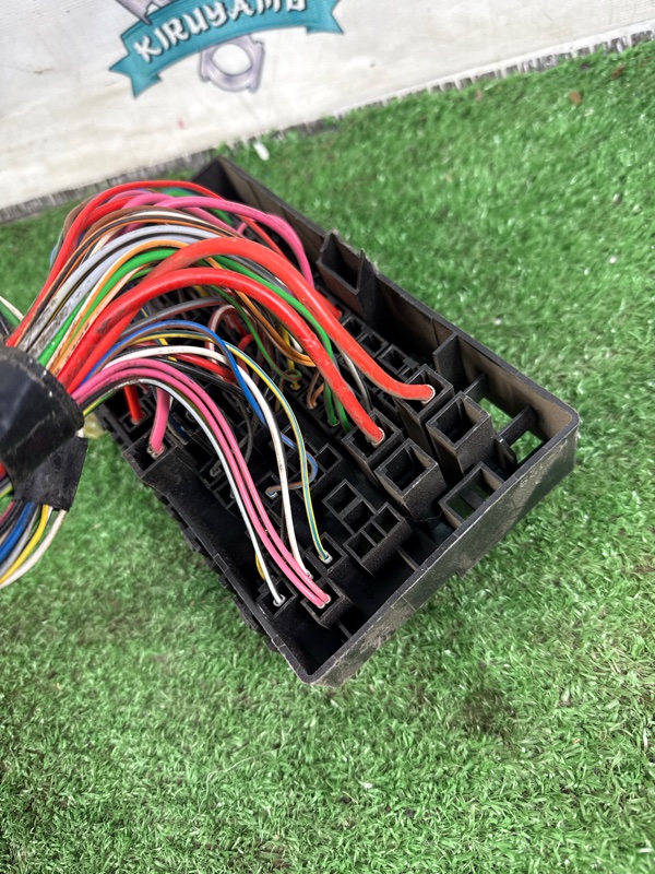 Блок предохранителей салонный лада калина 2007 11193