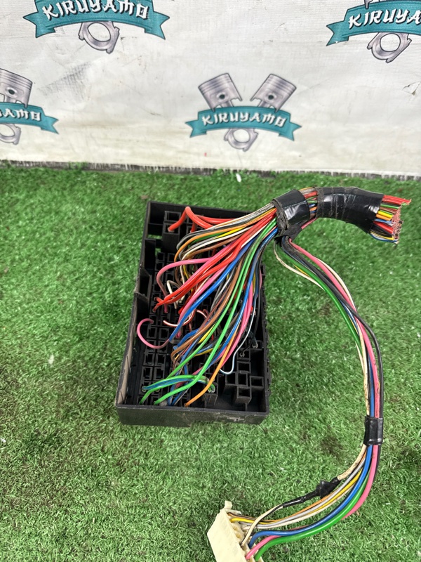 Блок предохранителей салонный лада калина 2007 11193