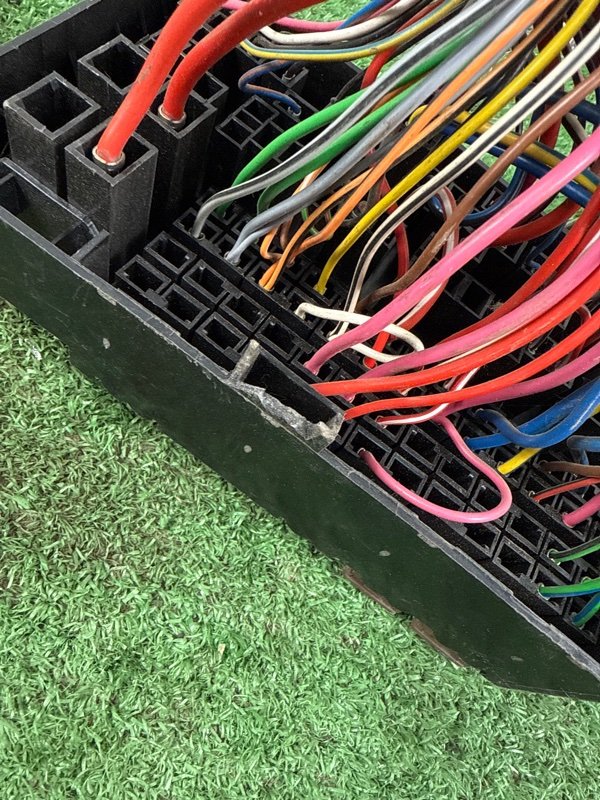 Блок предохранителей салонный лада калина 2007 11193