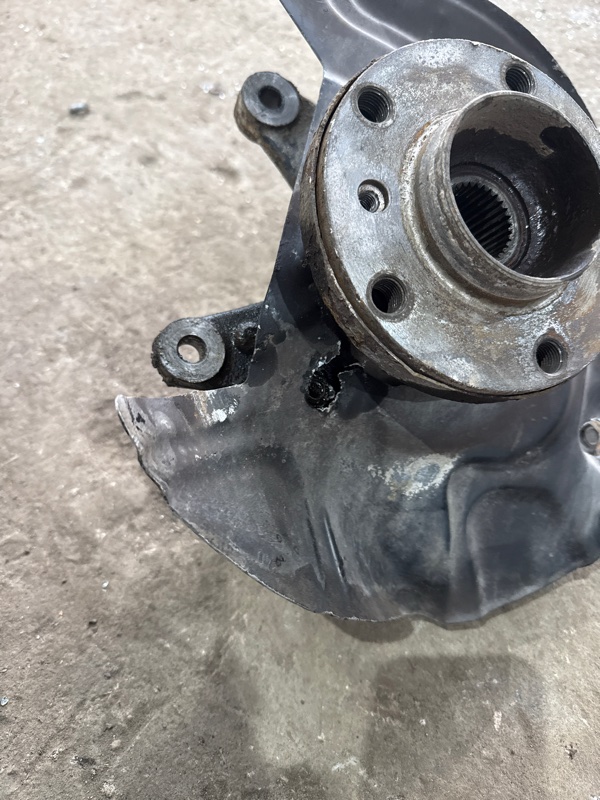 Кулак поворотный BMW X3 2007 E83