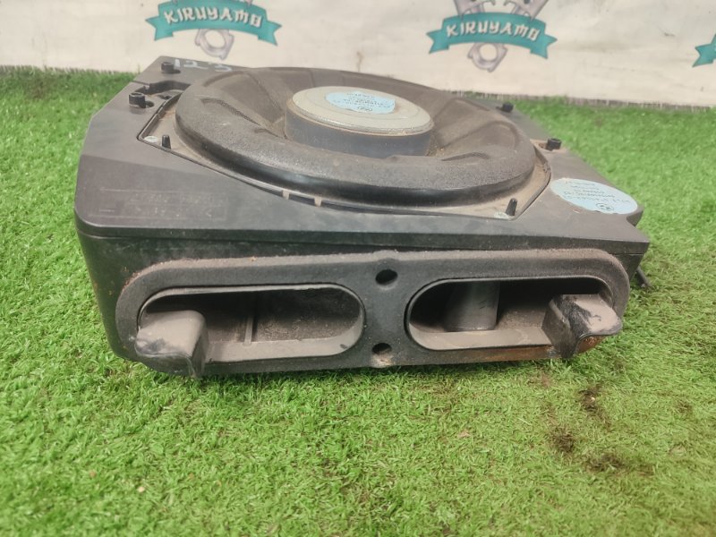 Сабвуфер BMW X3 2007 E83