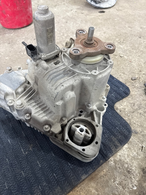 Раздаточная коробка BMW X3 2007 E83