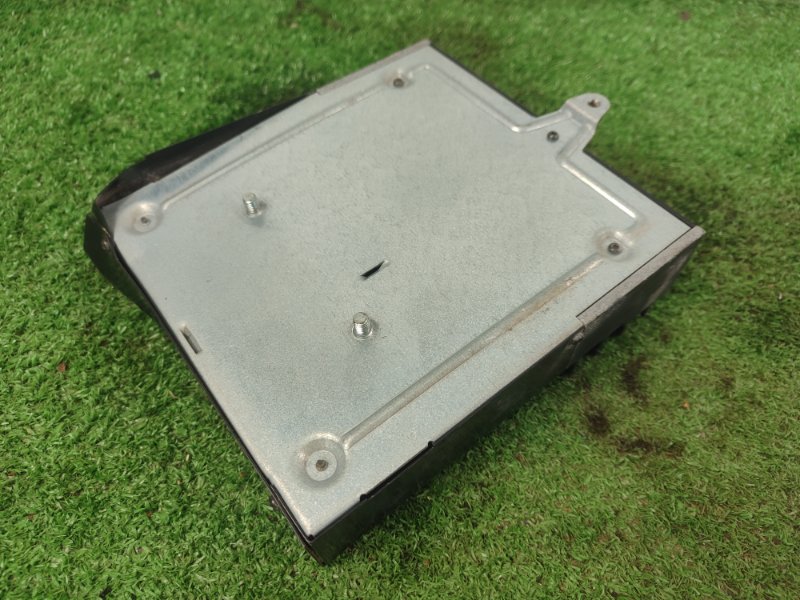 Усилитель звука BMW X3 2007 E83