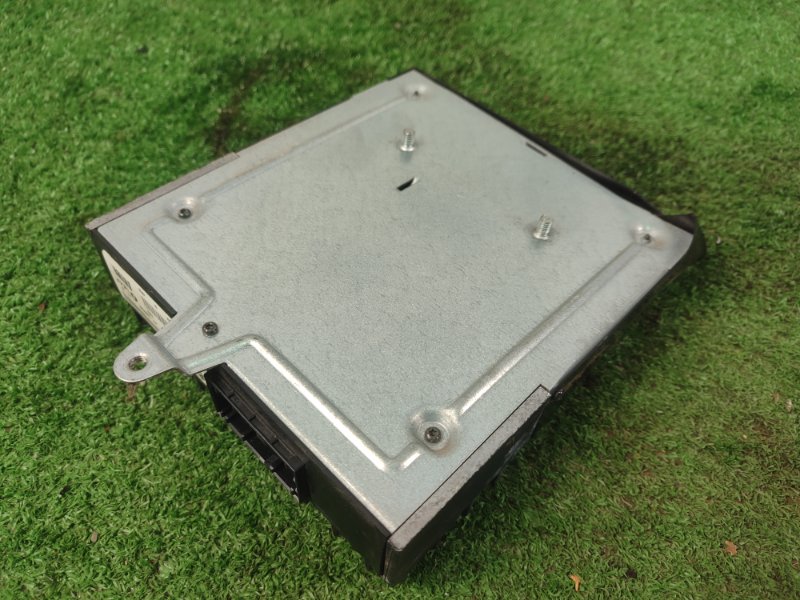 Усилитель звука BMW X3 2007 E83