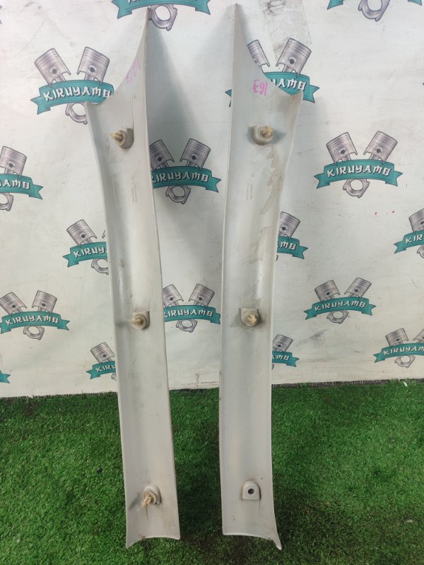 Накладка стойки лобового стекла лада калина 2007 11193