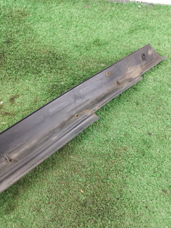 Накладка на порог салона лада 2106 1983 21063