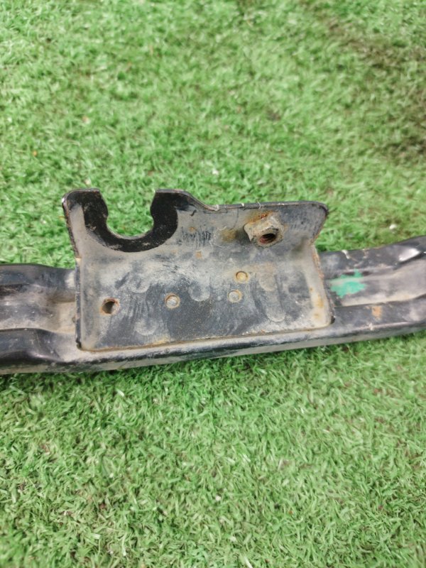 Планка радиатора LADA Priora