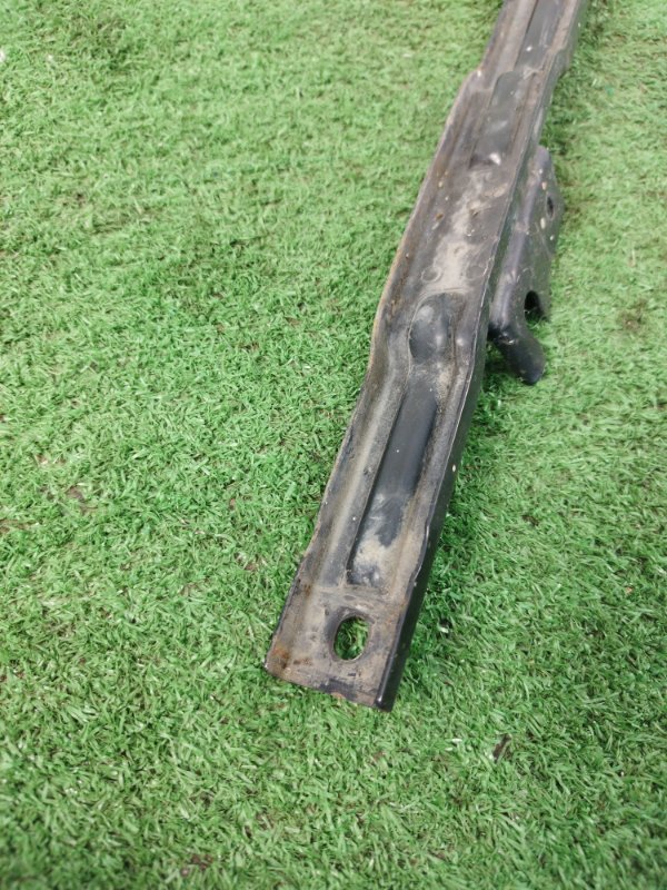 Планка радиатора LADA Priora