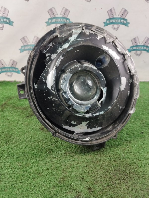 Фара ксеноновая Mercedes-Benz G-Class 2013 W463