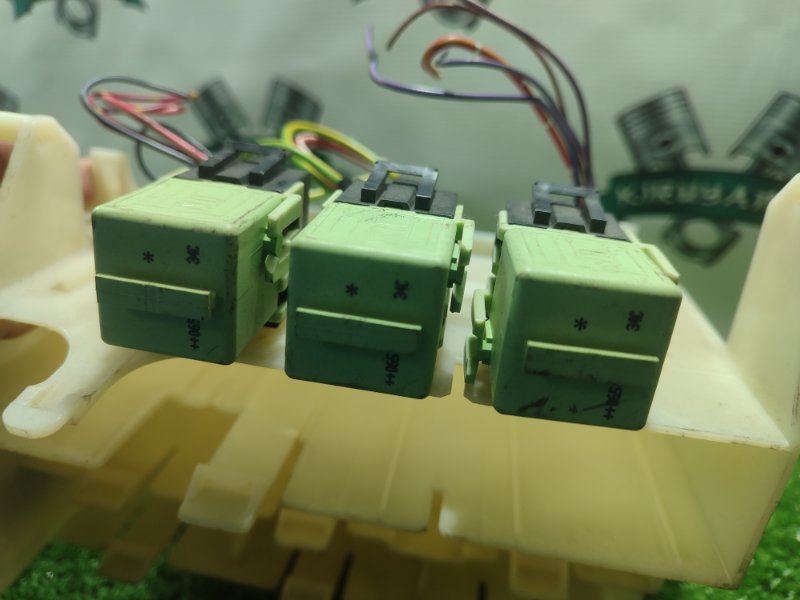 Кронштейн блока управления двигателем BMW X3 2007 E83