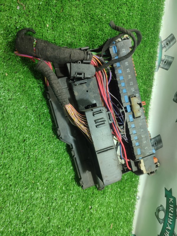 Блок предохранителей BMW X3 2007 E83