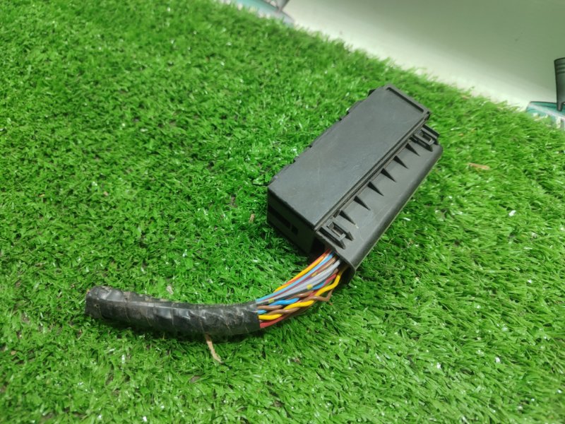 Фишка АБС BMW X3 2007 E83