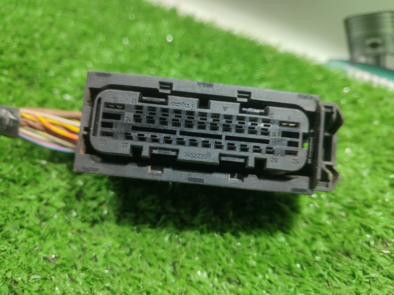 Фишка АБС BMW X3 2007 E83