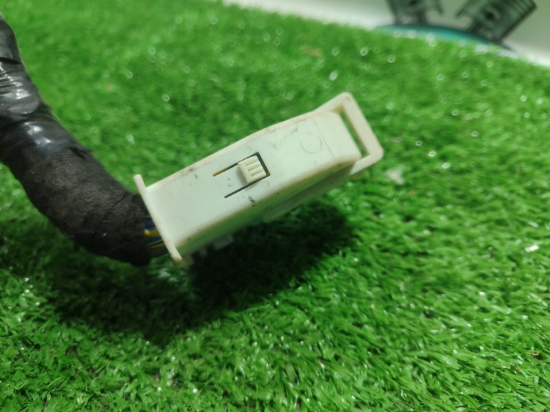 Фишка разъем BMW X3 2007 E83