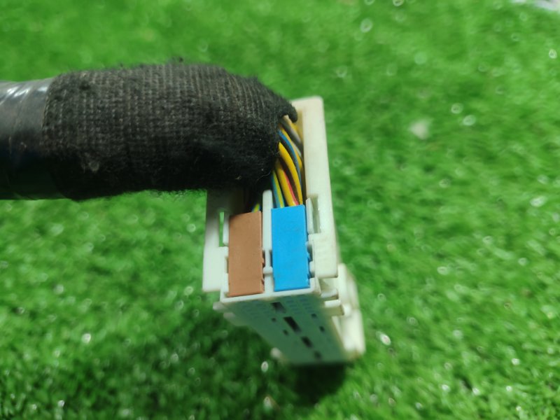 Фишка разъем BMW X3 2007 E83