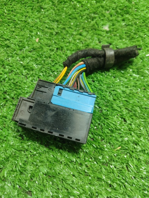 Фишка разъем BMW X3 2007 E83