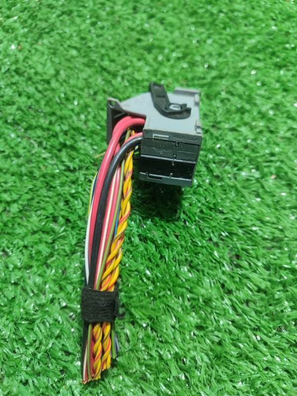 Фишка разъем BMW X3 2007 E83